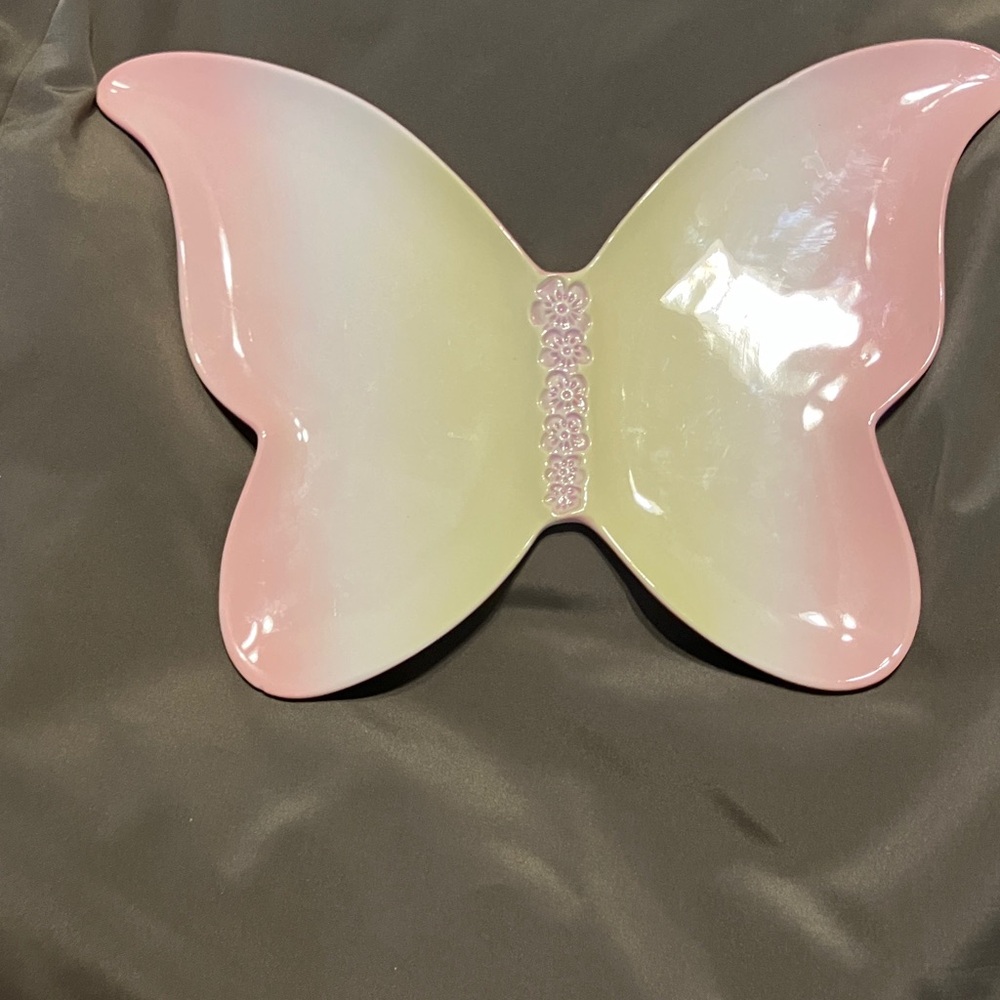 Grassland Road butterfly Plate Embossed Scalloped pink and yellow